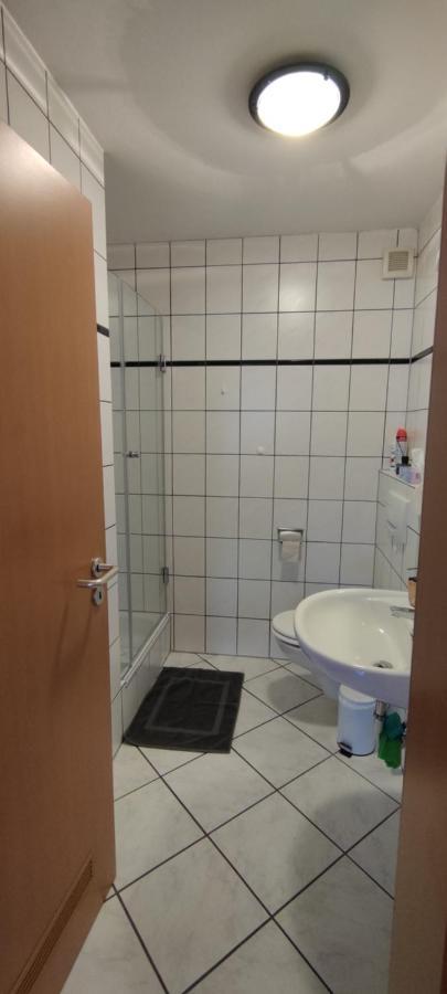 Moderne Ferienwohnung Lindlar, Dorf- Und Waldnah, Gratis W-Lan, Nr Zewnętrze zdjęcie